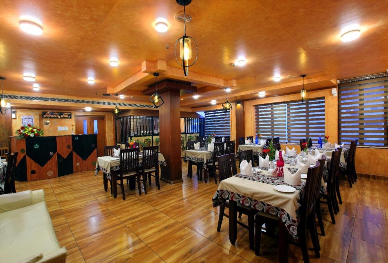 Hotel Sreevalsam Residency Kulanada Tāmarakulam Exterior foto